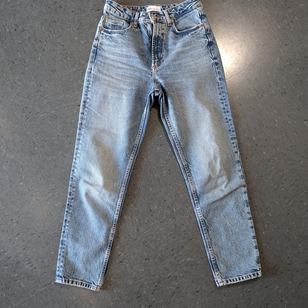 Zara Light Blue Straight Leg Women's Jeans